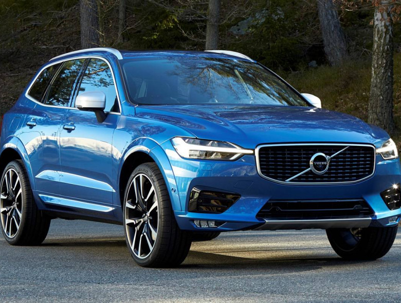 Nova geração será vendida em três versões, sempre com motor 2.0 turbo de 254 cv e tração integral.